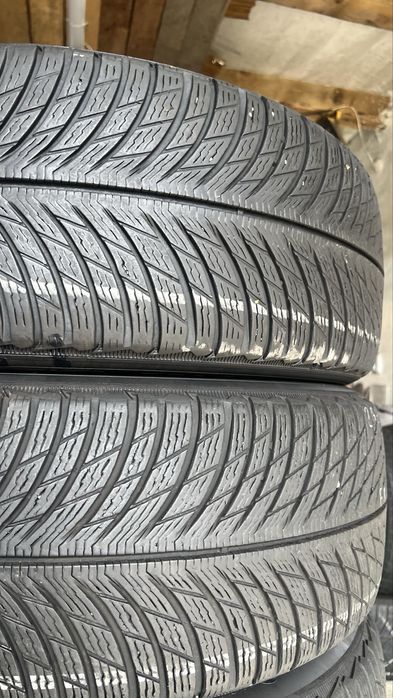 Зимові шини резина 235 55 R19 Michelin 2022рік