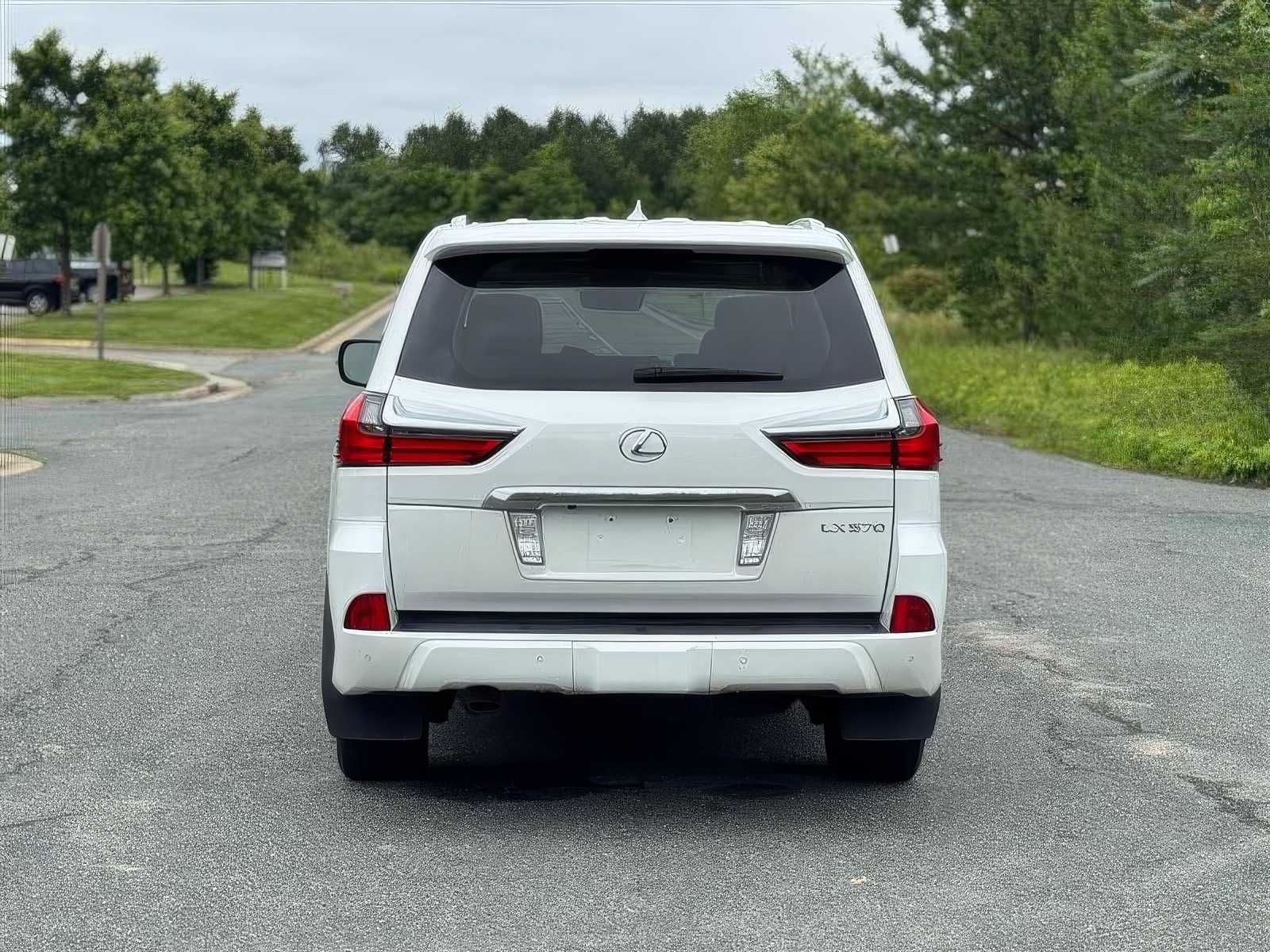 2017 Lexus LX 570