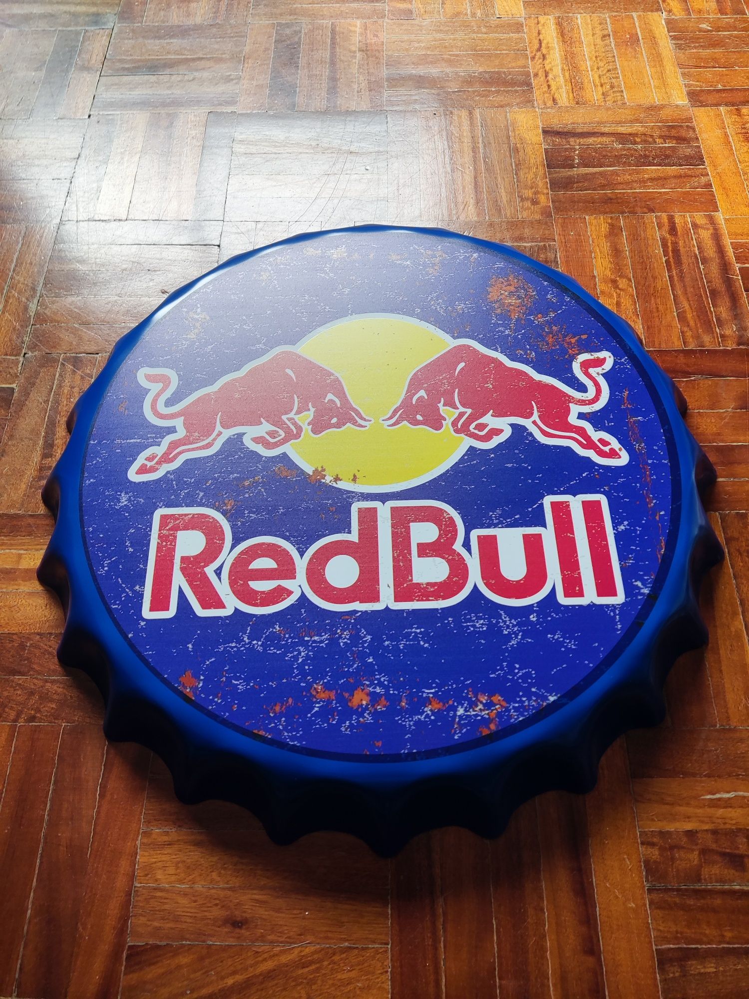 Carica Gigante metal RedBull