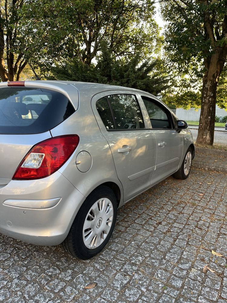 Opel corsa 1.2 gasolina
