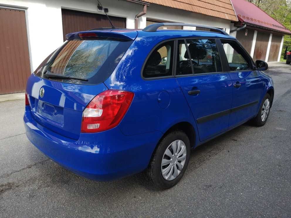 Skoda Fabia II Kombi 1.4 16V 144 tys km 2009r Klima Po Opłatach