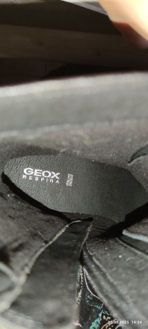 Geox новые ботинки, сапоги,  чоботи