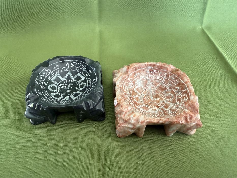 Par de cinzeiros Maias/Mexicanos
