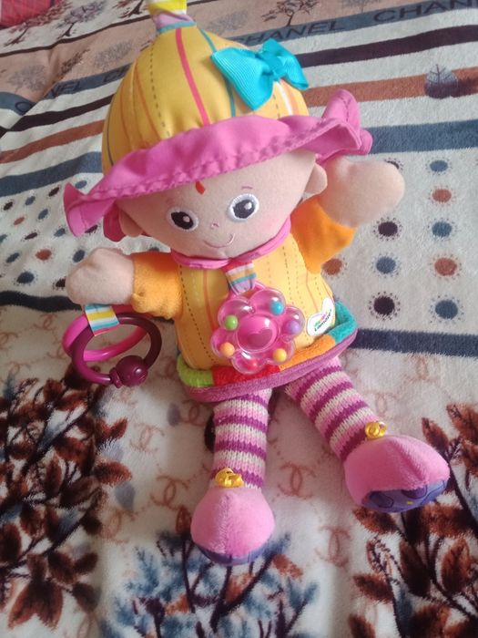 Лялька М'яка іграшка-підвіска Lamaze
