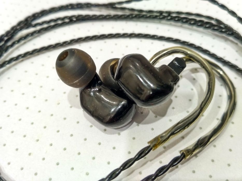 Vibro Labs Earphone