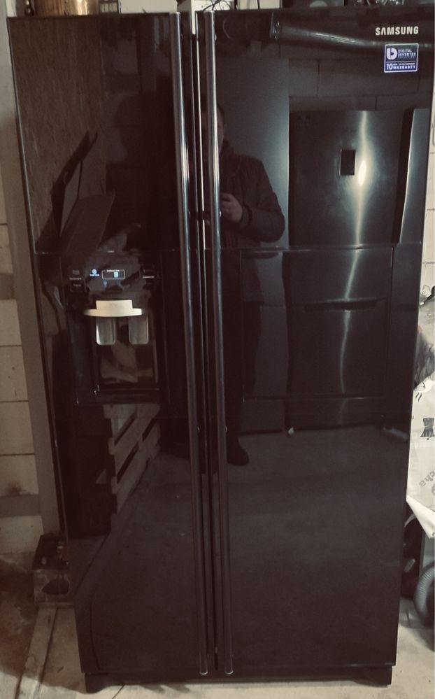 Холодильник Samsung Side-by-side
