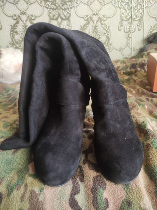 Чобітки жіночі 37 розмір