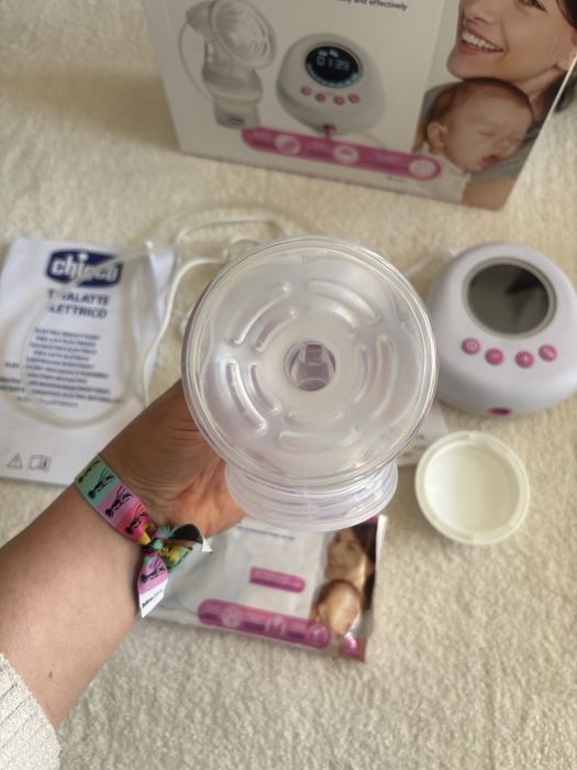 Bomba tira leite electrica Chicco como nova