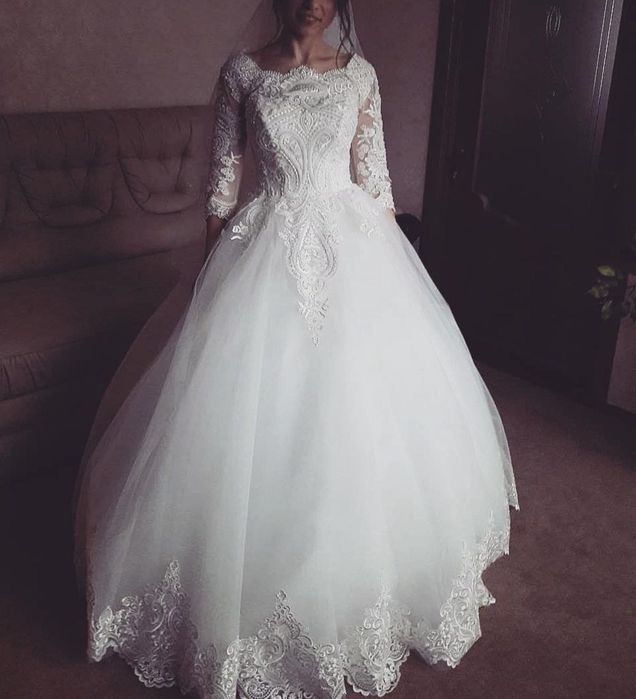 Продам весільну сукню плаття в ідеальному стані