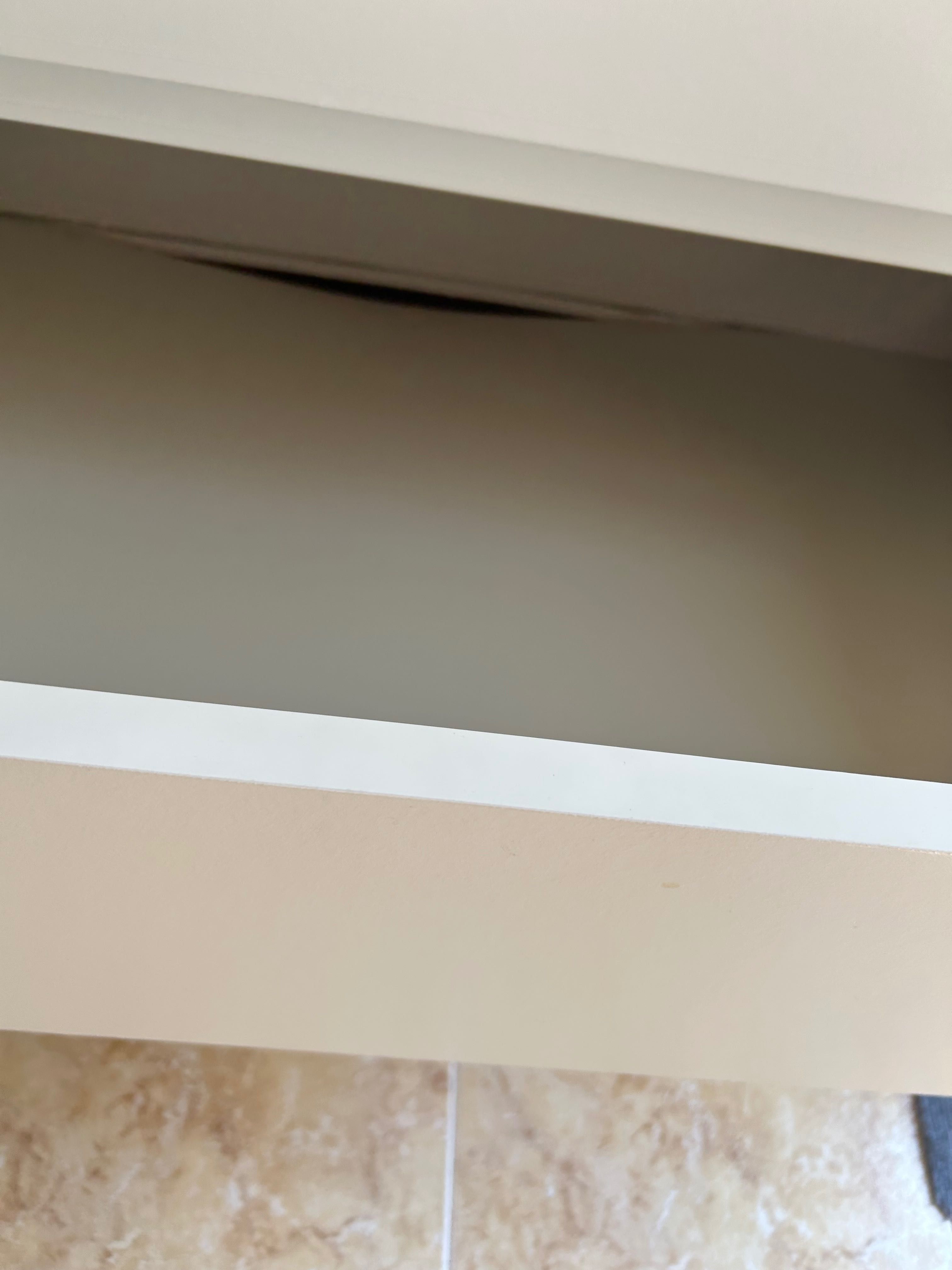 Cómoda IKEA MALM 6 gavetas - Branco (usada)