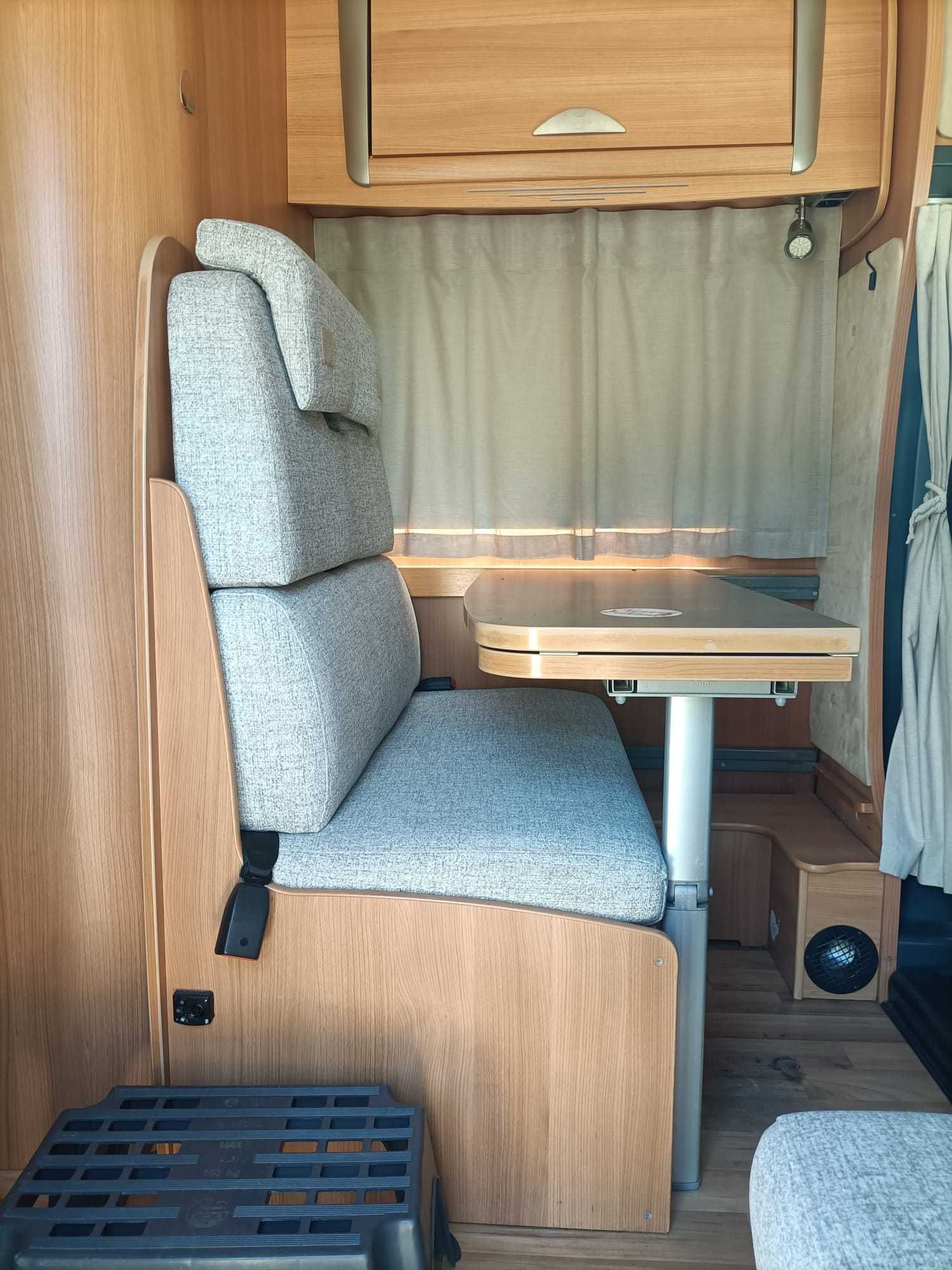 Autocaravana Ford