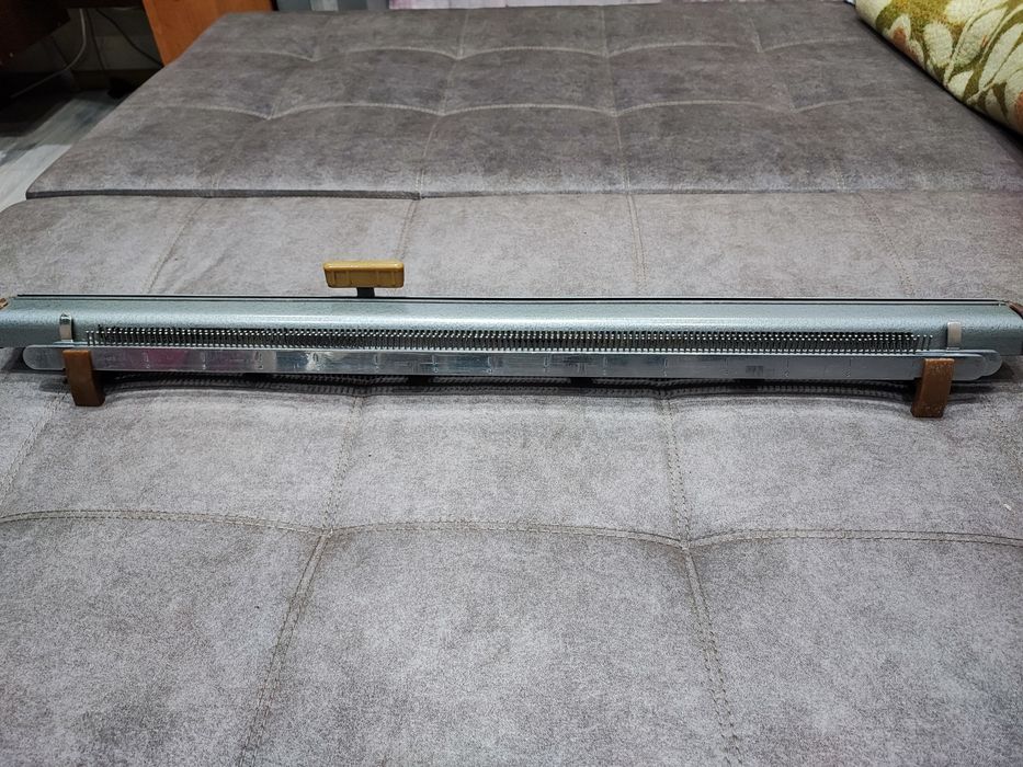 Вязальная машинка