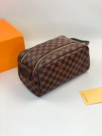 Несессер косметичка сумка для косметики Луи Виттон Louis Vuitton c551