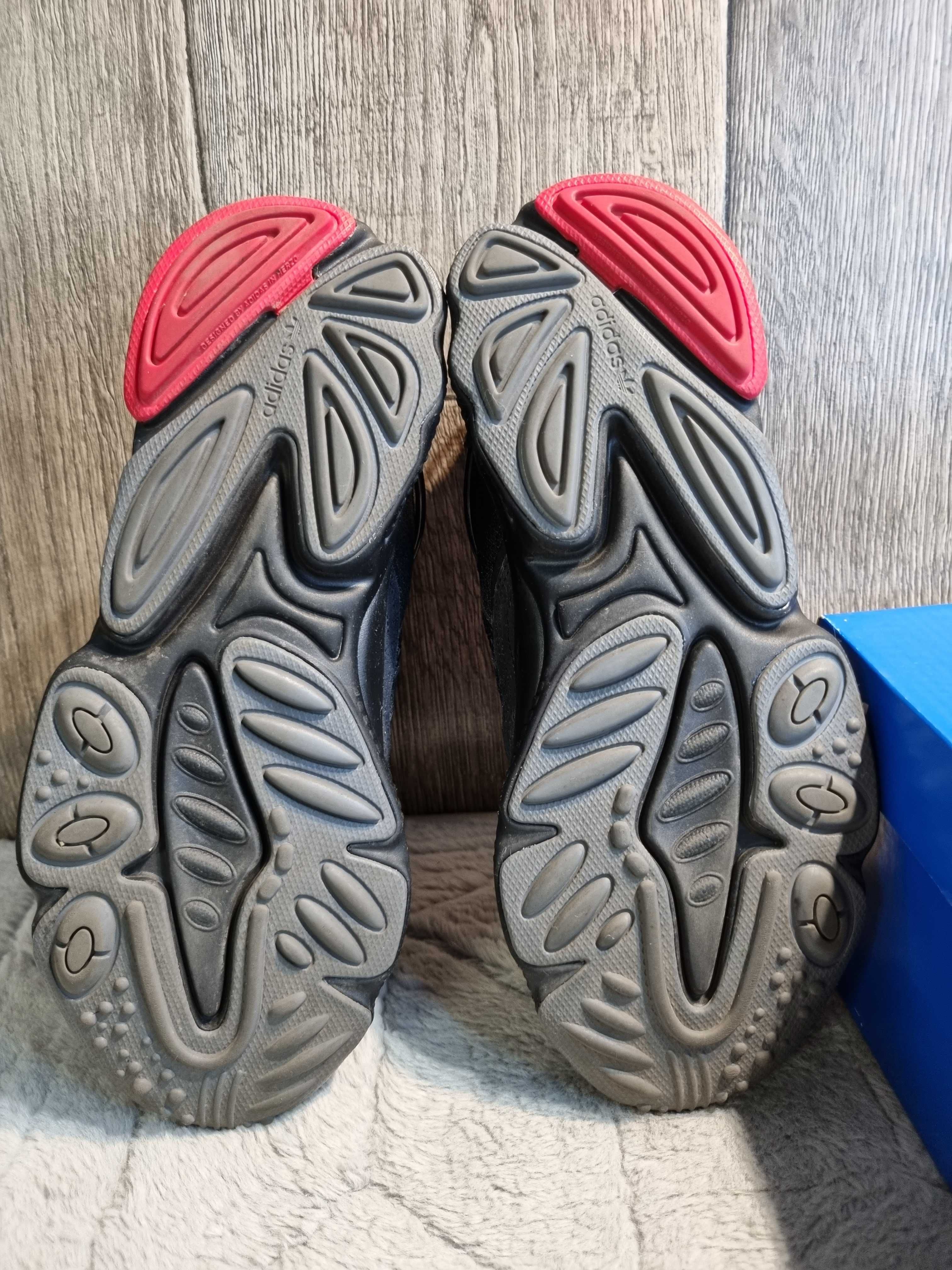 Czarne sneakersy Adidas Ozweego 39,5