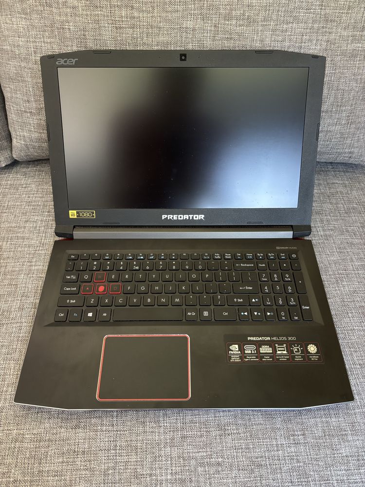 Laptop Acer Predator G3-572 (i7-7700HQ, NVIDIA 1050Ti, 16RAM, 512SSD)