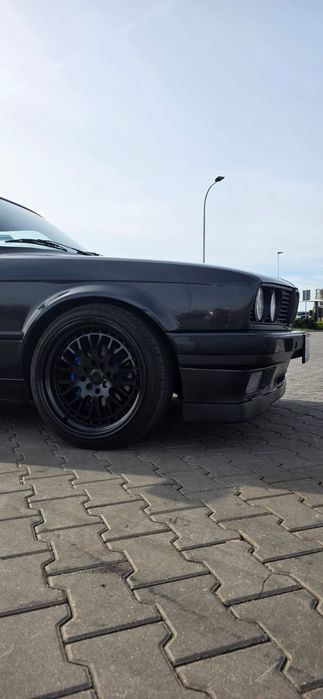 E30 Coupe auto w bdb stanie ZAMIANA