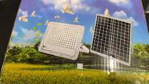 Projetor com Painel Solar LED 100w - Novo