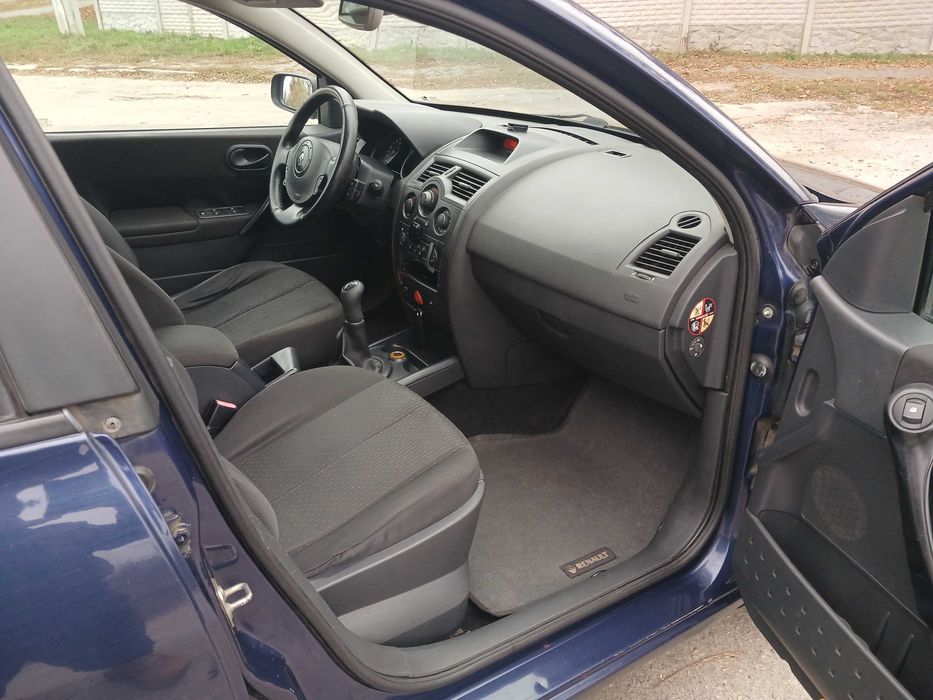 Продам RENAULT Megane