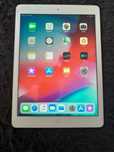 Tablet Apple 9.7" 16 GB Srebrno-biały (MD788FD/B)