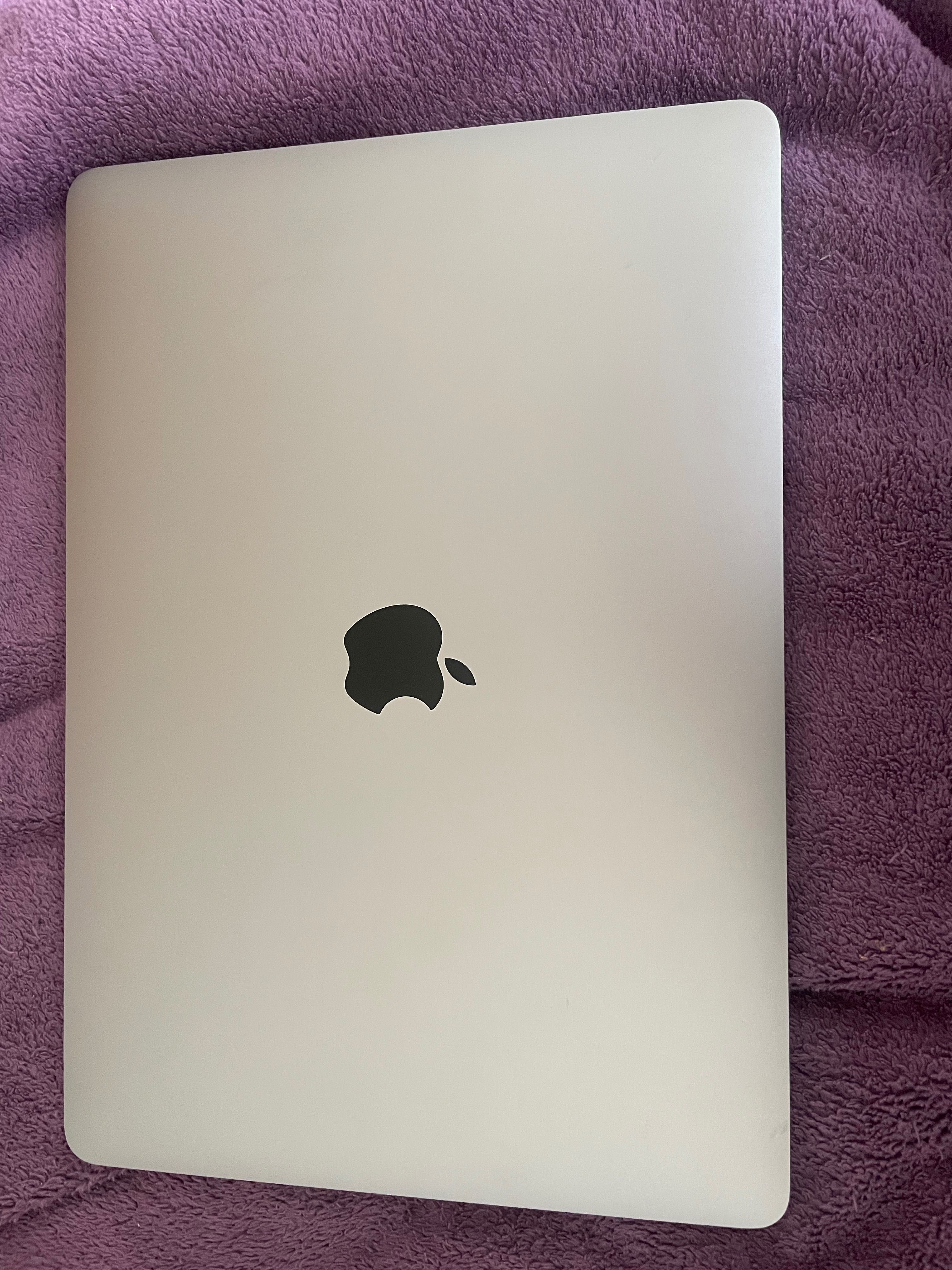 MacBook Pro 2019 a1989 dysk 512gb
