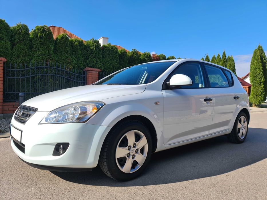 KIA CEED 1.6 Benzyna 2008 R Grzana przednia szyba/Grzane Fotele Przód
