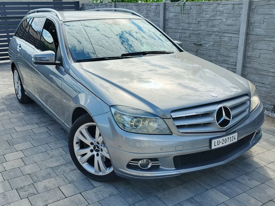 Mercedes-Benz Klasa C Harman Oryginalny lakier Od osoby prywatnej Avantgarde Udokum przebieg