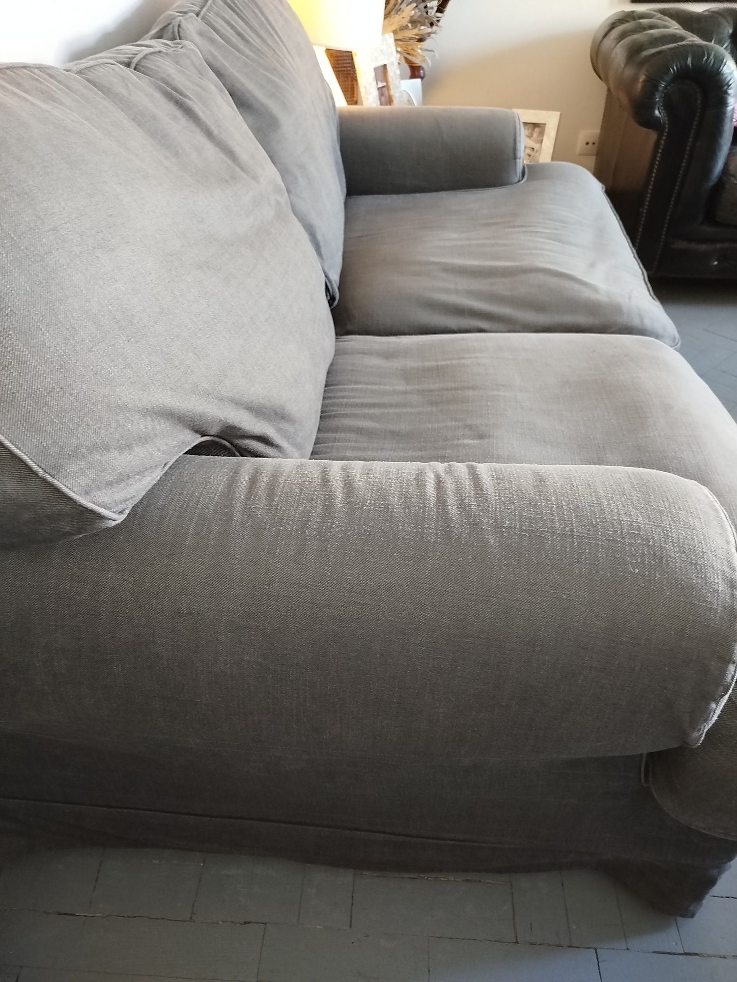 Sofá cinzento Ikea