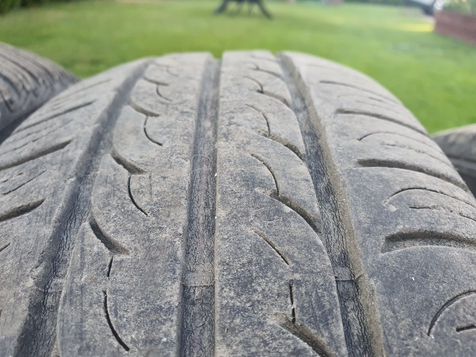 Opony letnie 175/65 R14 2x Uniroyal 2x Saetta touring