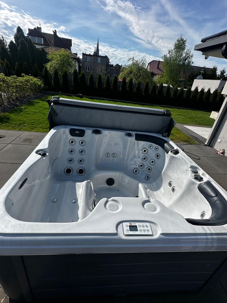 Jacuzzi Balboa jak nowe