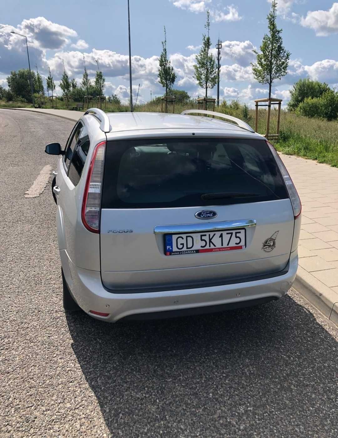 Ford Focus MK2 GHIA 2009r
