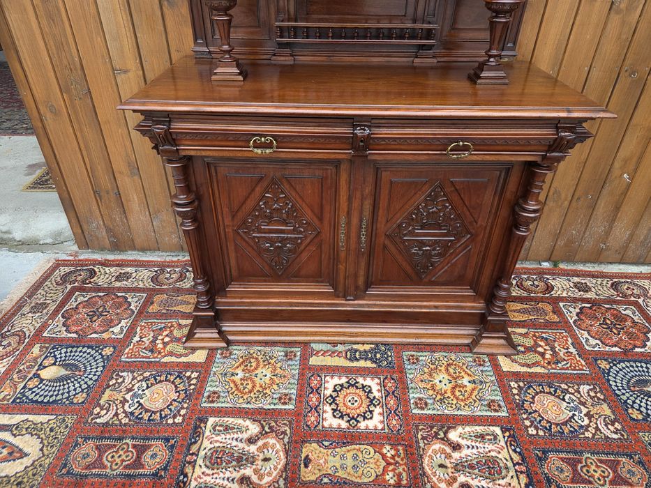 Orzechowy kredens eklektyczny rzeczy #2107 Stylowy Węgrów