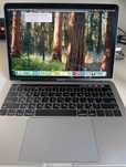 Macbook Pro 2019 / 8GB RAM / 256GB MEMORY / TOUCH BAR