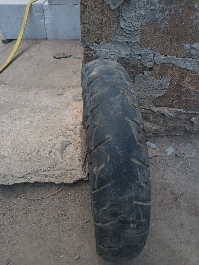 Продам колесо для скутера