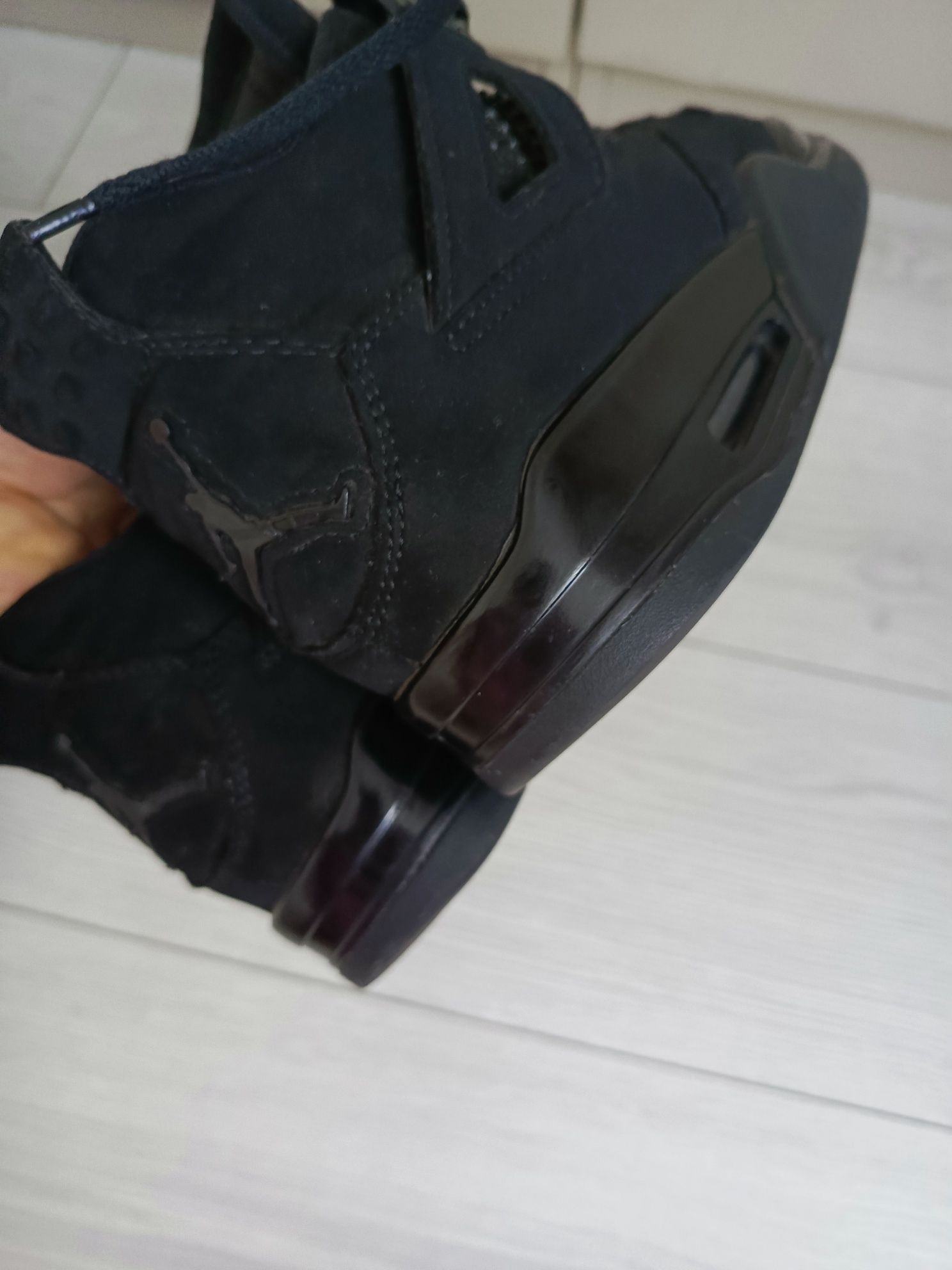 Jordan 4 black cat oryginał rozm.42 czarne