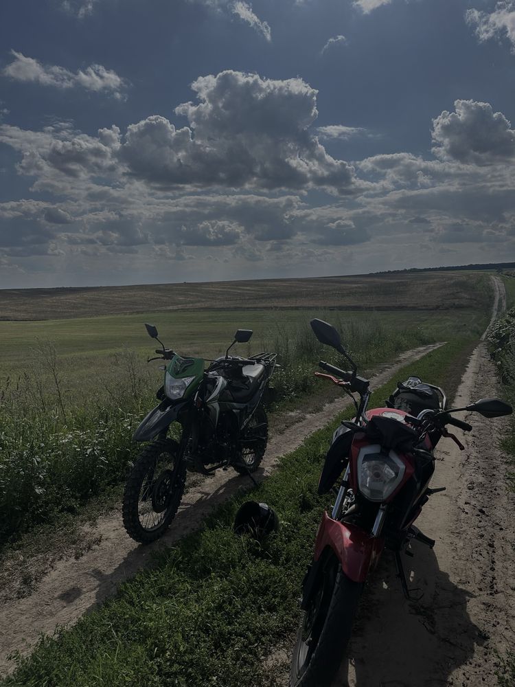 Мотоцикл Spark SP 200d в ідеалі