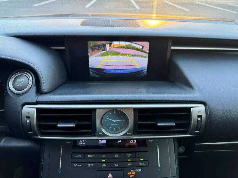 2016 Lexus IS 300