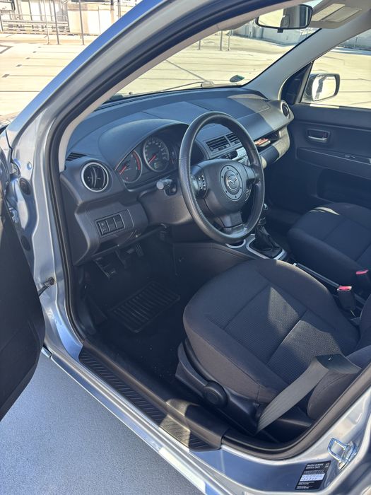 Mazda 2 super stan