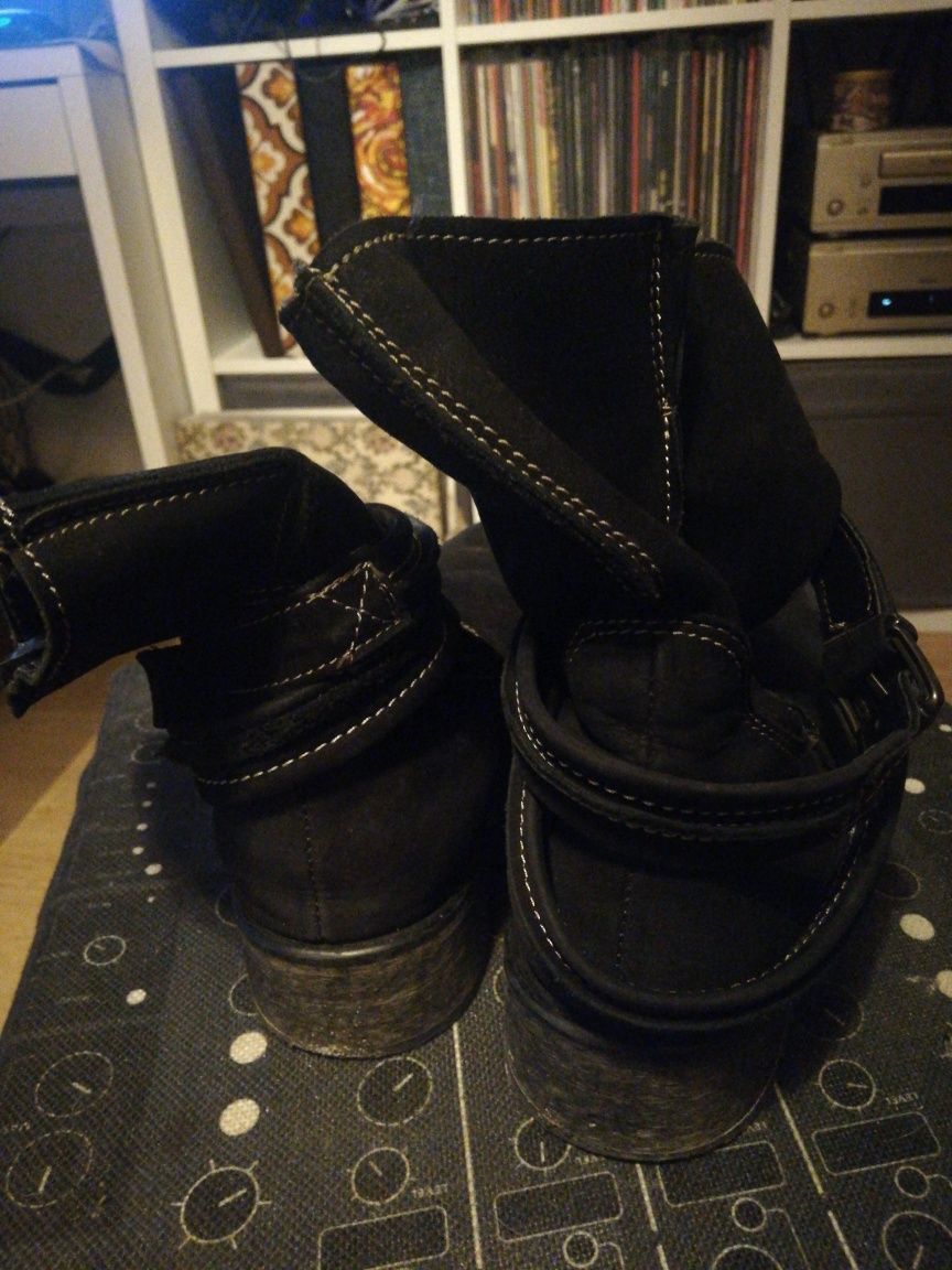 Buty sztyblety czarne skórzane 40