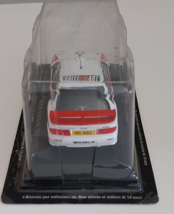 Miniatura em escala 1/43 Mitsubishi Evo 3