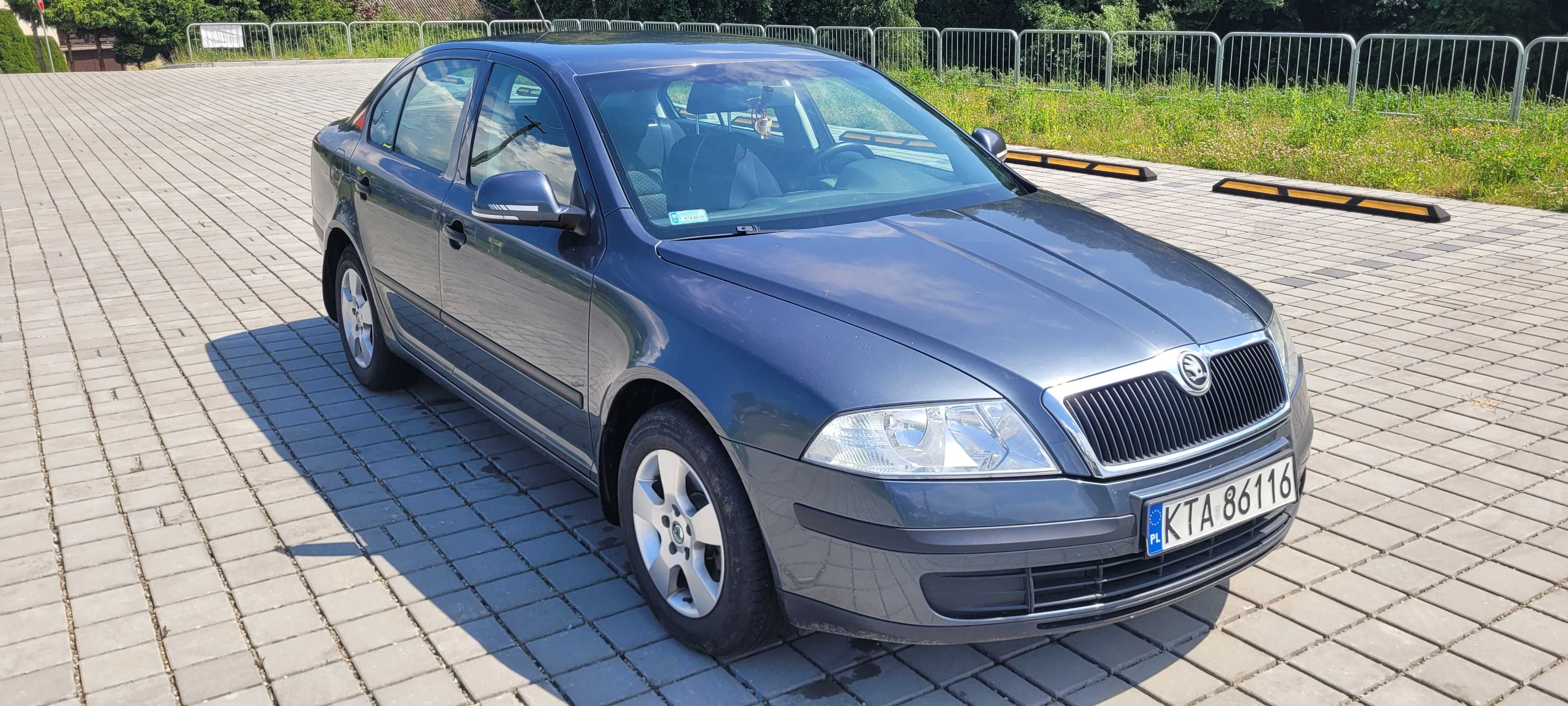 Skoda Octavia 2  MPI  1.6   2012r