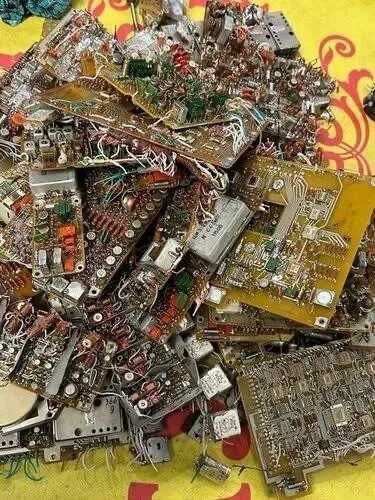 Скупка радиодеталей, плат, разъемов и многое другое
