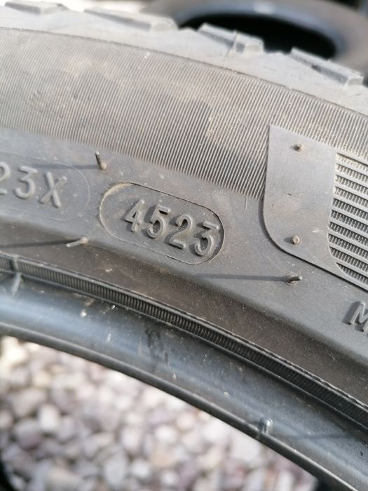 235/45/19 Michelin 2023 rok wielosezonowe całoroczne