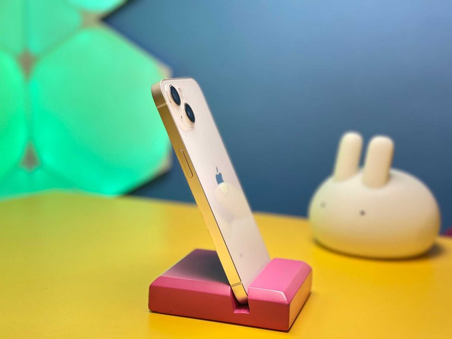 Смартфон Apple iPhone 13 128GB Starlight (145707) Б/У З ГАРАНТІЄЮ