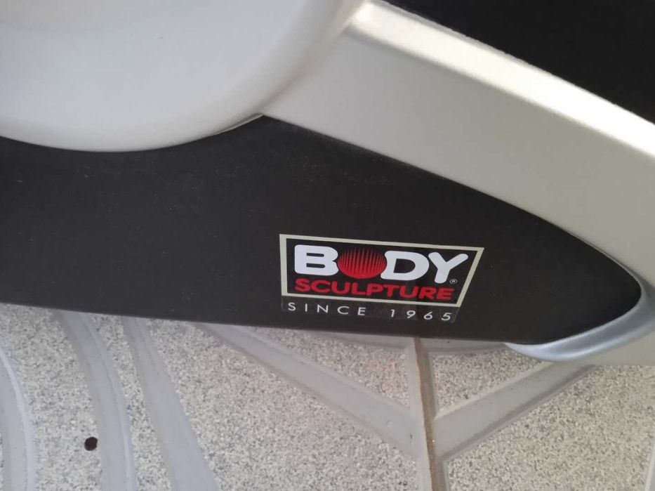 Bicicleta de ginástica usada 2 vezes