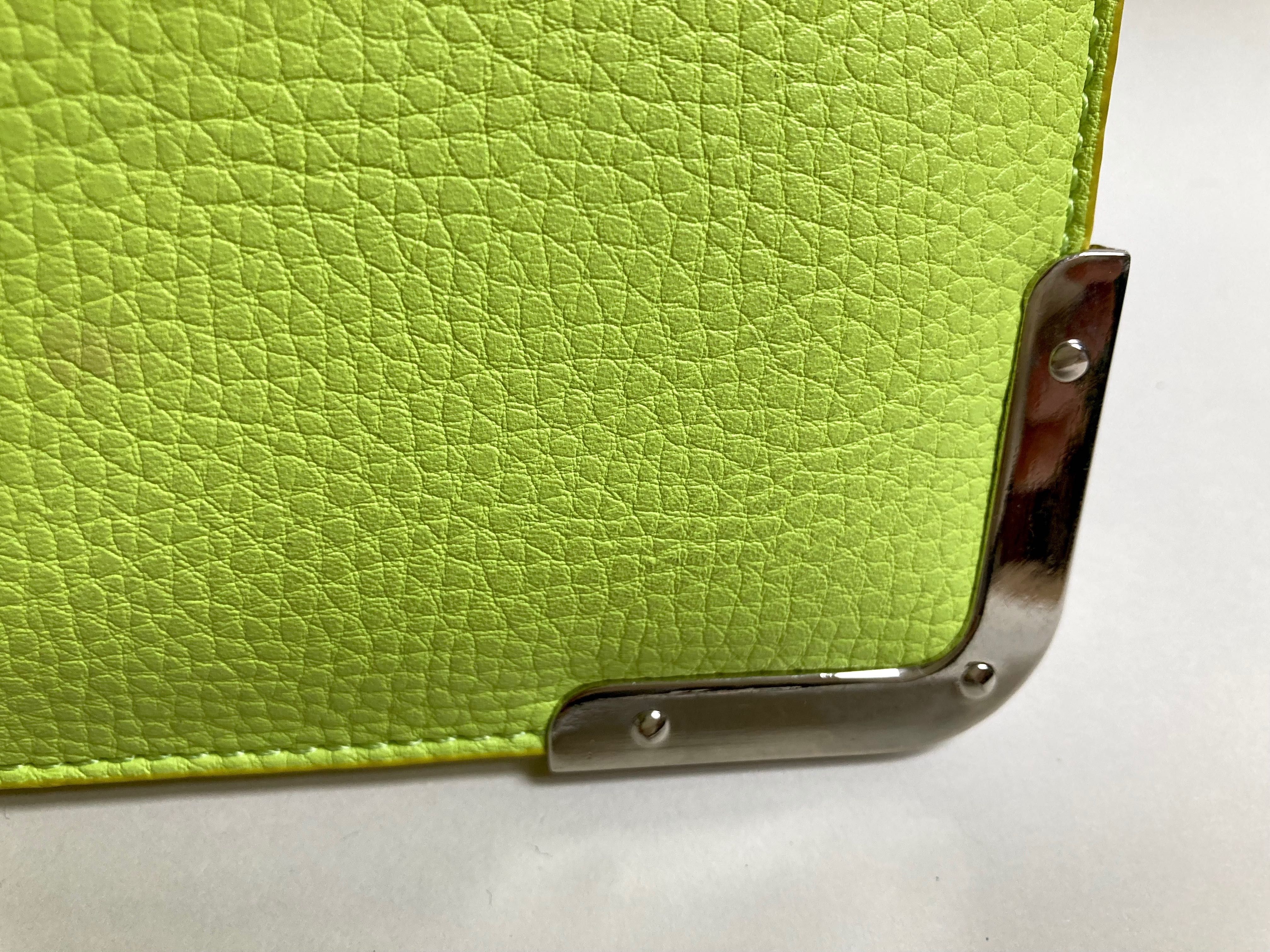 Etui na tablet 9,7", zielony sztuczna skóra, solidny,  iPad