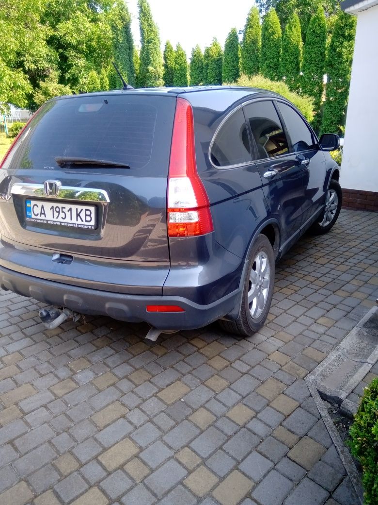 Продам Honda CR-V