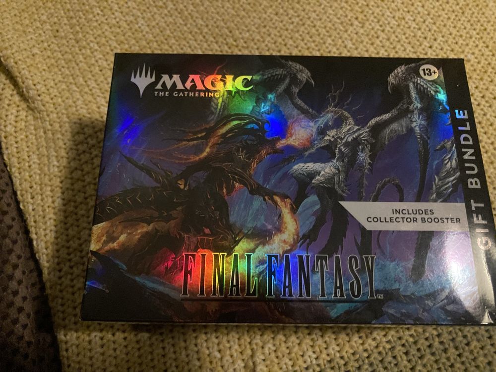 MTG FF Gift Bundle - nowy, zafilowany
