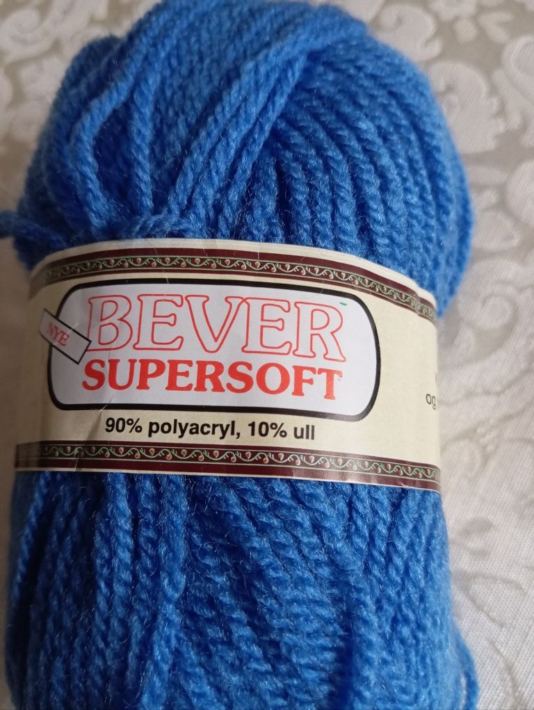 Włóczka wełna niebieska Bever supersoft - 1 motek 50 g, kolor 444