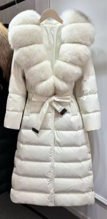 Натуральний пуховик, натуральне хутро