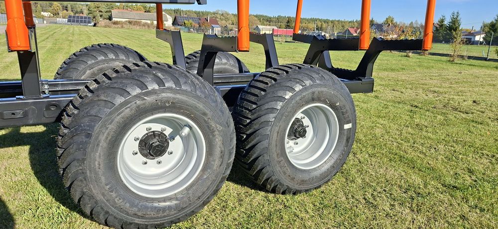 Przyczepa Leśna BMF 14t Zuraw 850Hp 8.5 LS Mini Joystick Parker 600x22